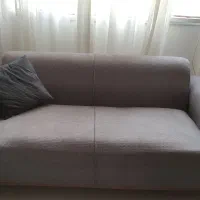 دو عدد کاناپه سه نفره.  کاملا نو.