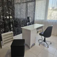 اجاره میز ناخن