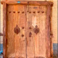 درب سنتی و قدیمی