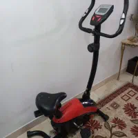 دوچرخه ثابت ورزشی