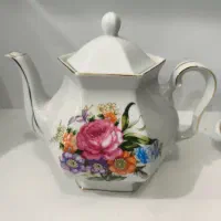 قوری برقی چینی