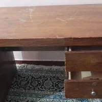 میز در حد نو