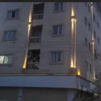 آپارتمان 125متری  سه خوابه بر اصلی خیابان دانشجو