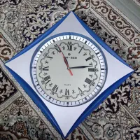 ساعت دیواری نو