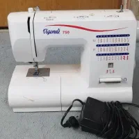 چرخ خیاطی و گلدوزی
