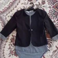 تعدادی لباس در حد بسیار نو