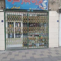 فروشنده خانم و مـجرد جهت مغازه ظروف یکبارمصرف