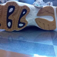 کتونی نیوبالانس اورجینال|کیف، کفش، کمربند|اندیشه, اندیشه فاز ۳|دیوار