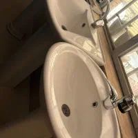 روشویی و توالت فرنگی