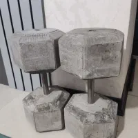 یک جفت دمبل بتنی 20 کیلویی