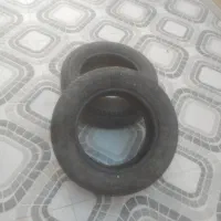 دوعدد تایر ماشین