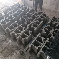 کارگر اتباع شیفت شب