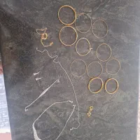 مقداری طلا|جواهرات|کوهنانی, |دیوار