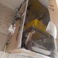 قفس بلدرچین و بلدرچین و دستگاه جوجه کشی خانگی