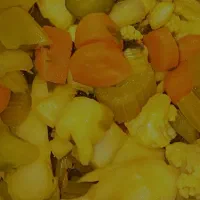 ترشی مخلوط خانگی