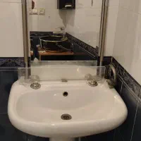 دو عدد روشویی با آیینه بدون شیر