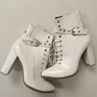 کفش کاملا نو سایز ۳۹|کیف، کفش، کمربند|بابل, |دیوار