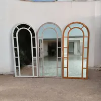 ایینه قدی ایستاده