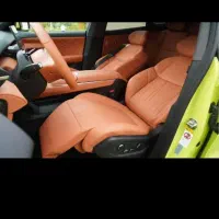 کمک و شیشه بالا بر آریزو ۵