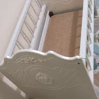 تخت نوزادکنارتخت مادرحالت گهواره وثابت|تخت و صندلی بچه|پردیس, فاز ۲|دیوار