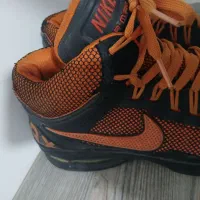 کفش|کیف، کفش، کمربند|گالیکش, |دیوار