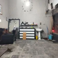 مغازه آرایشگاه مردانه