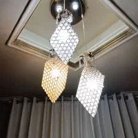 لوستر سه شاخه کاملا سالم و تمیز