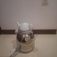 ست کتری و قوری نزاز کد ۴۰۴۰ با رنگ بندی سفید