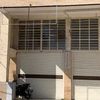 مغازه تجاری بر خیابان سپاه جنوبی