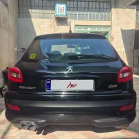 فروش ۲۰۷ سقف شیشه ای مدل ۱۴۰۱ بی نقطه|خودرو سواری و وانت|شیراز, ترمینال باربری|دیوار