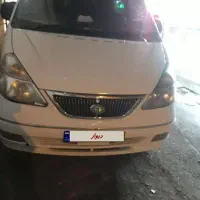 یک دستگاه خودرو ون فاو