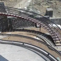 نیازمند تعدادی جوشکار و نصاب پله فلزی و گرد