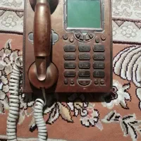 تلفن رومیزی سلطنتی