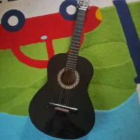 گیتار دست ساز چوبی خوب