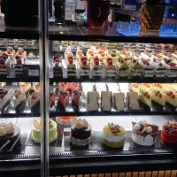 استخدام وردست خشکار کارگاه شیرینی