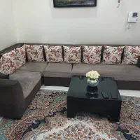 ۴ عدد جلو مبلی. میز ناهارخوری ۴ نفره. مبل مدل L|مبلمان خانگی و میز عسلی|تهران, زنجان جنوبی|دیوار
