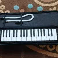 ملودیکا ۳۷ کلید نو همراه با کیف