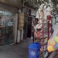 یکباب-مغازه-با-بالکن-وآب-برق-گاز-دستشویی