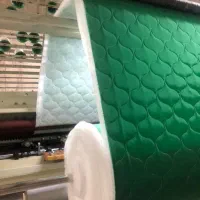 تعدادی خیاط و وسط کار خانم و آقا نیازمندیم