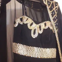 لباس مجلسی|لباس|پردیس, فاز ۱|دیوار