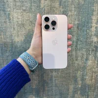 آیفون 16pro Gold