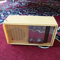 رادیو ژاپنی قدیمی