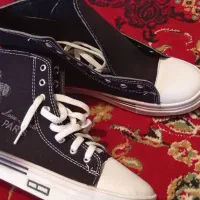 دوجفت کفش|کیف، کفش، کمربند|لردگان, |دیوار