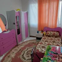 دراور وکمد و تخت و تشک رویال ومیز وصندلی درحدنو