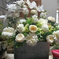 باکس گل مصنوعی
