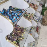 تعدادی قفسه و طبقه بندی آجیل و حبوبات|کتابخانه، شلف، قفسه‌های دیواری|خرمشهر, |دیوار