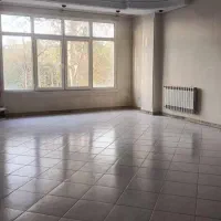اجاره مسکونی جهانشهر، منظره به سمت باغ، غرق در نور|اجارهٔ آپارتمان|کرج, جهان‌شهر|دیوار