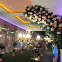 تالار باغ مجلل گلریزان