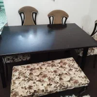 میز غذاخوری