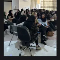 دعوت به همکاری بانوان کار با گوشی
